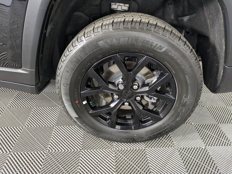 2025 Jeep Grand Cherokee - Photo 7