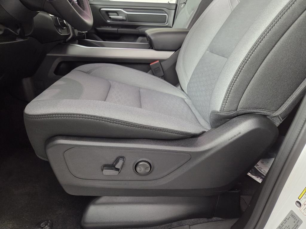 2026 Ram 1500 - Photo 12