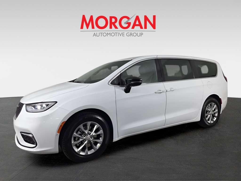 2026 Chrysler Pacifica - Photo 4