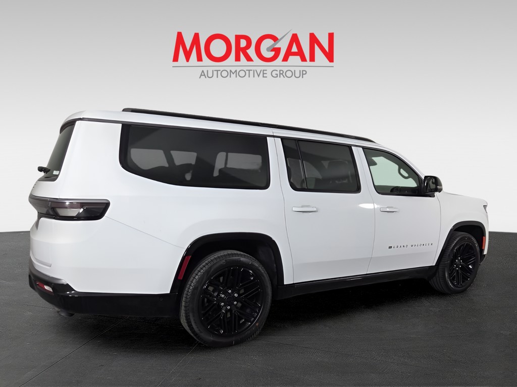 2026 Jeep Grand Wagoneer L - Photo 4
