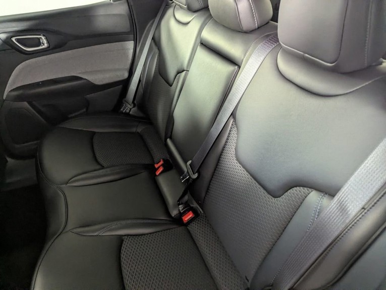 2026 Jeep Compass - Photo 15