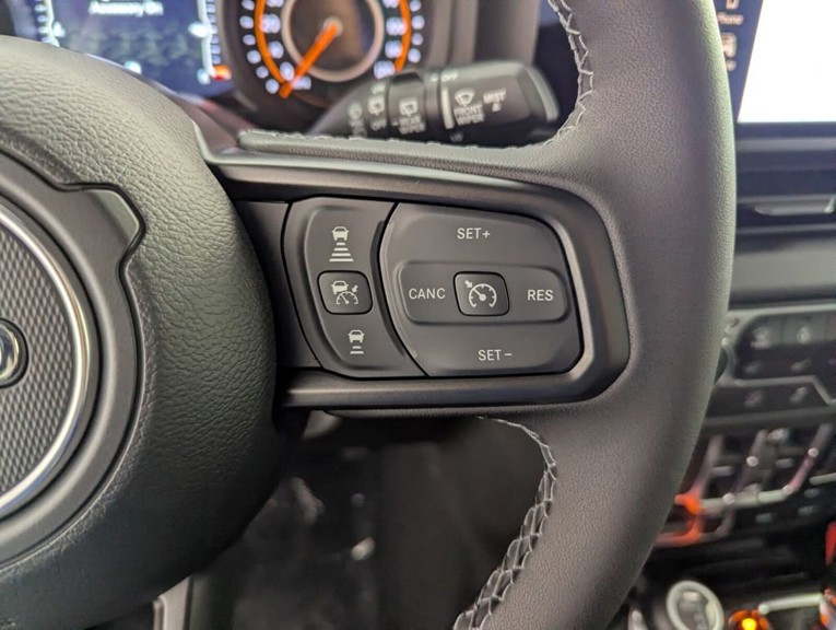 2026 Jeep Wrangler - Photo 20