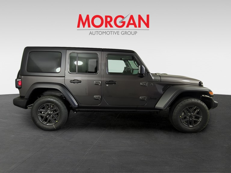 2026 Jeep Wrangler - Photo 8