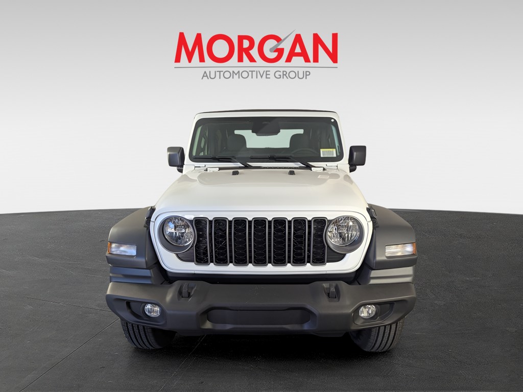 2026 Jeep Wrangler - Photo 4