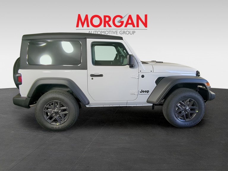2026 Jeep Wrangler - Photo 8