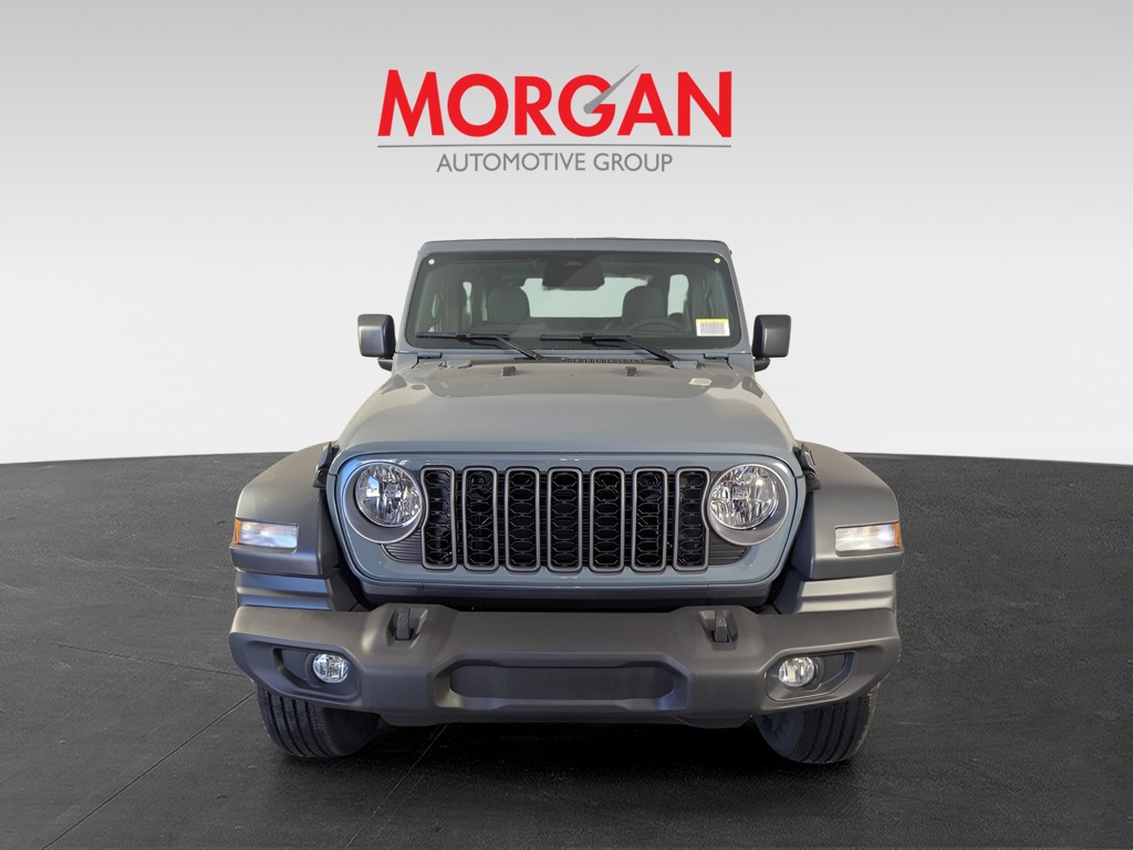 2026 Jeep Wrangler - Photo 4