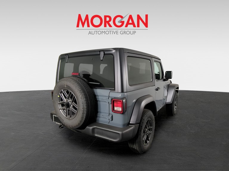 2026 Jeep Wrangler - Photo 5