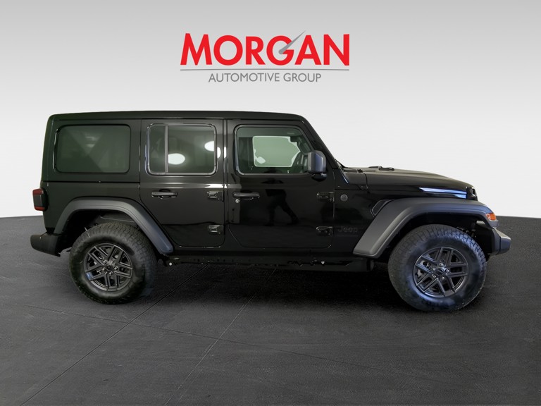 2026 Jeep Wrangler - Photo 8