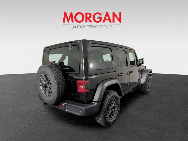 2026 Jeep Wrangler - Photo 5