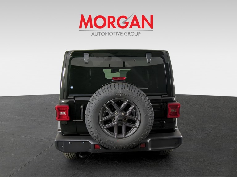 2026 Jeep Wrangler - Photo 6