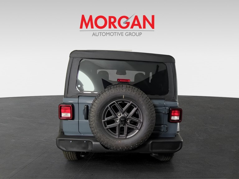 2026 Jeep Wrangler - Photo 7
