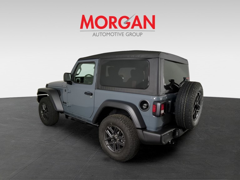 2026 Jeep Wrangler - Photo 6