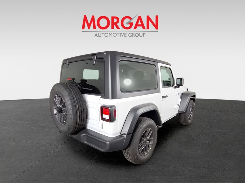 2026 Jeep Wrangler - Photo 5
