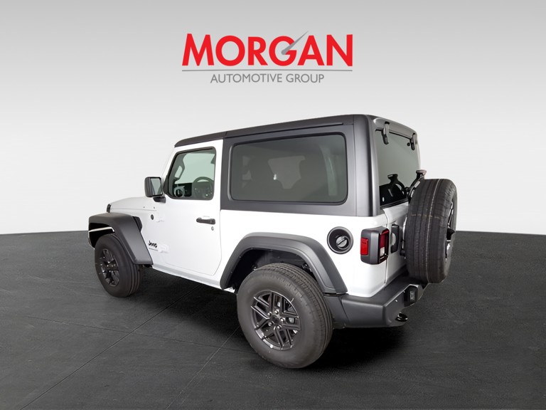 2026 Jeep Wrangler - Photo 6