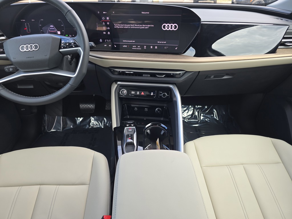 2025 Audi Q5 - Photo 13