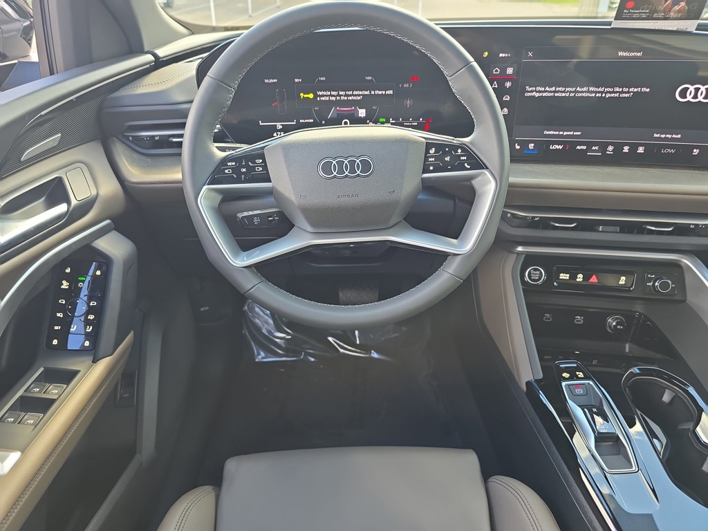 2025 Audi Q5 - Photo 12