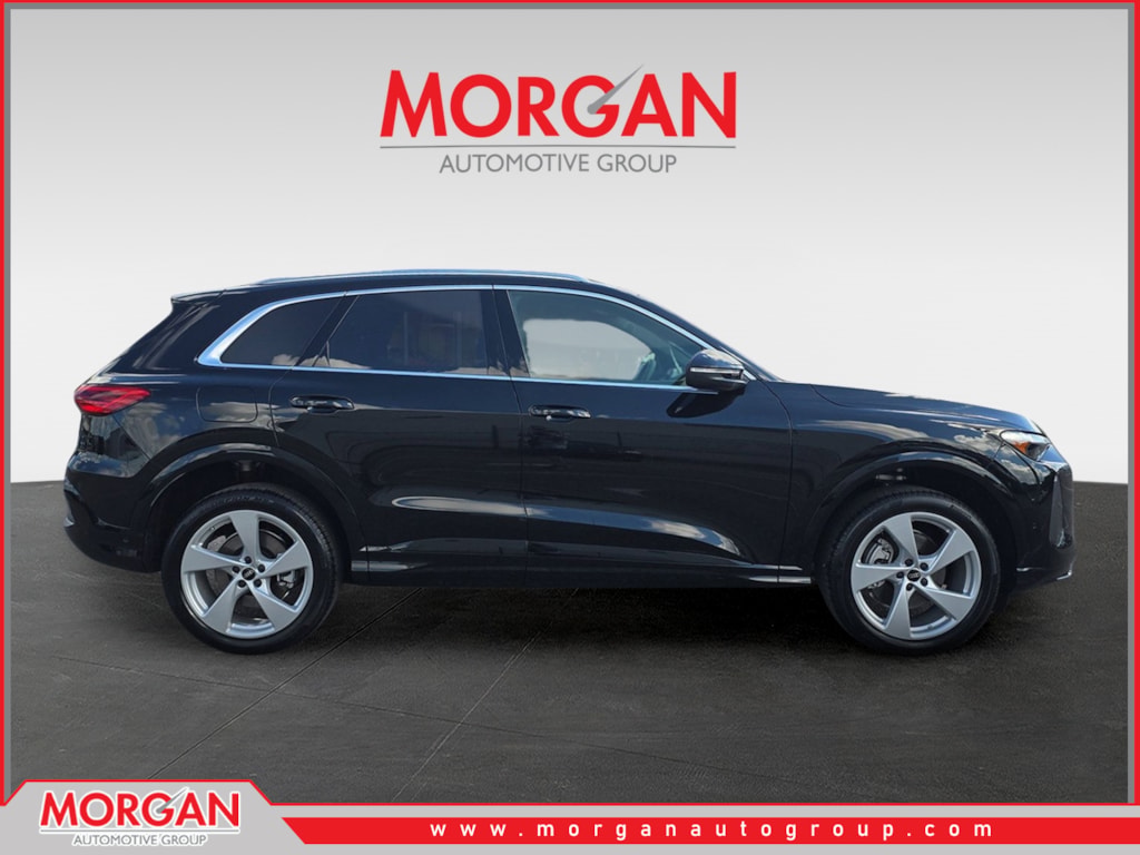 2025 Audi Q5 - Photo 5