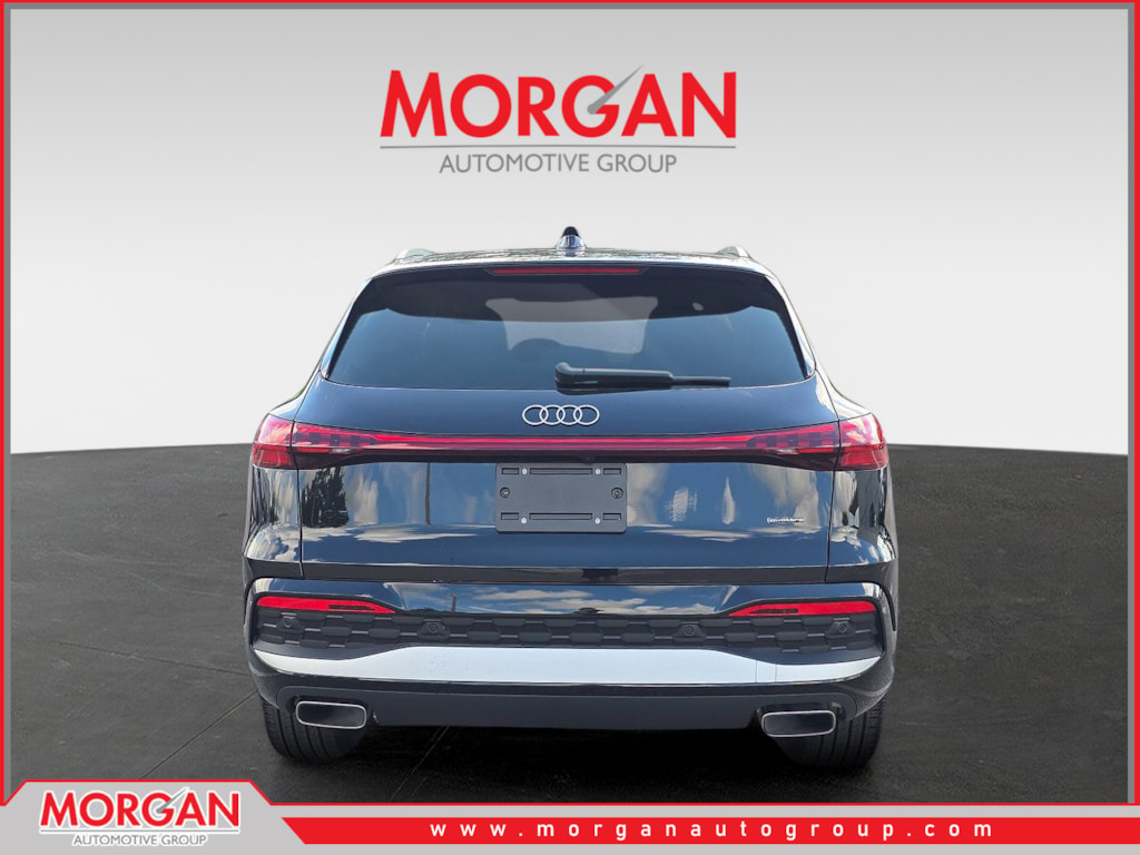 2025 Audi Q5 - Photo 4