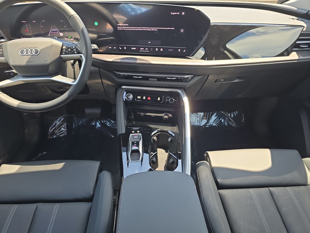 2025 Audi Q5 - Photo 13