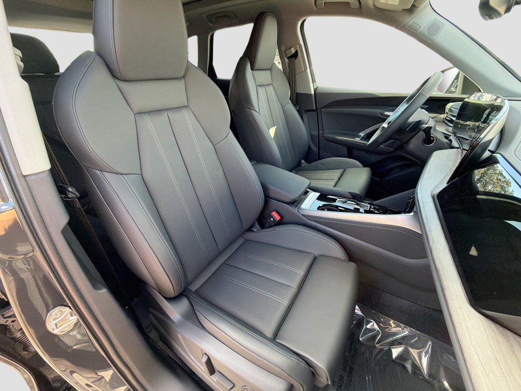 2025 Audi Q5 - Photo 15