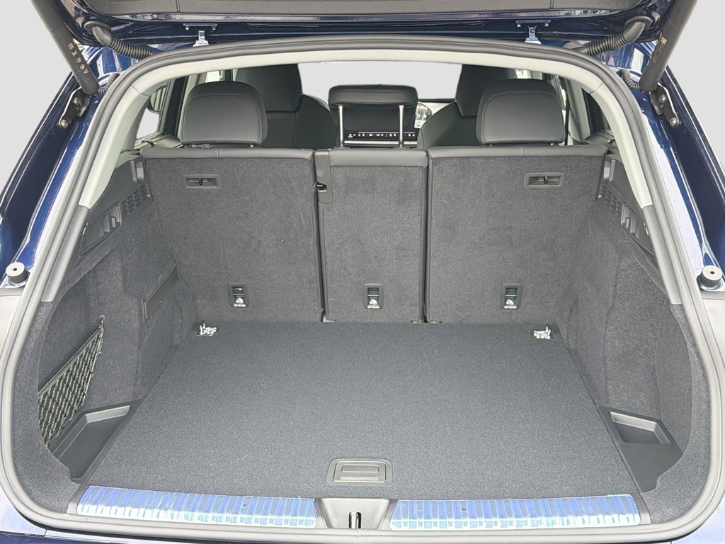 2025 Audi Q5 - Photo 12