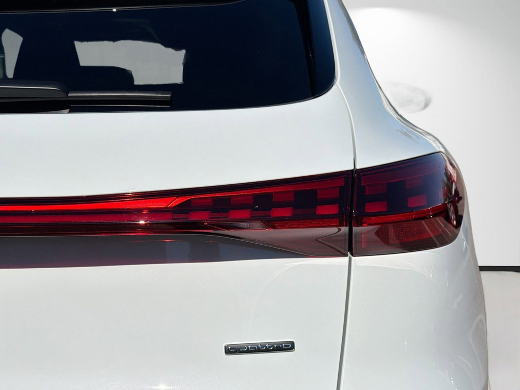 2025 Audi Q5 - Photo 10