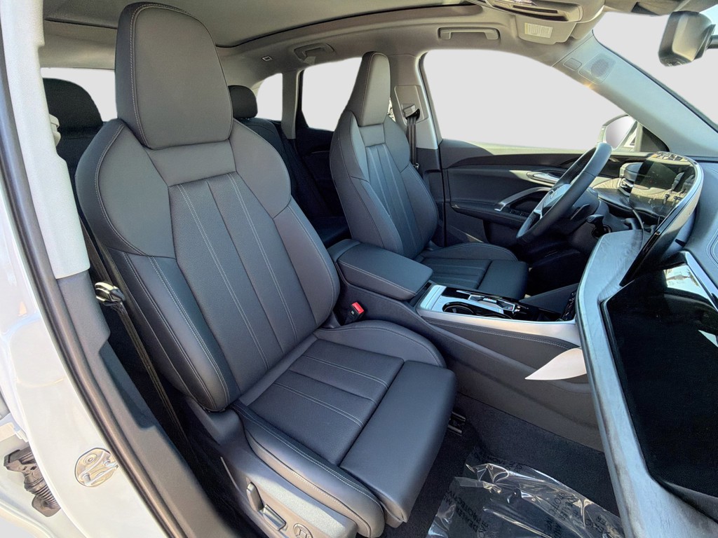 2025 Audi Q5 - Photo 15