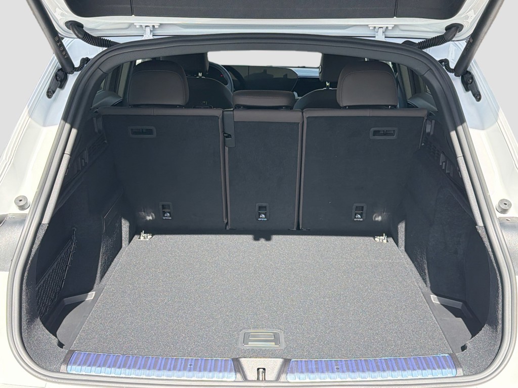 2025 Audi Q5 - Photo 12