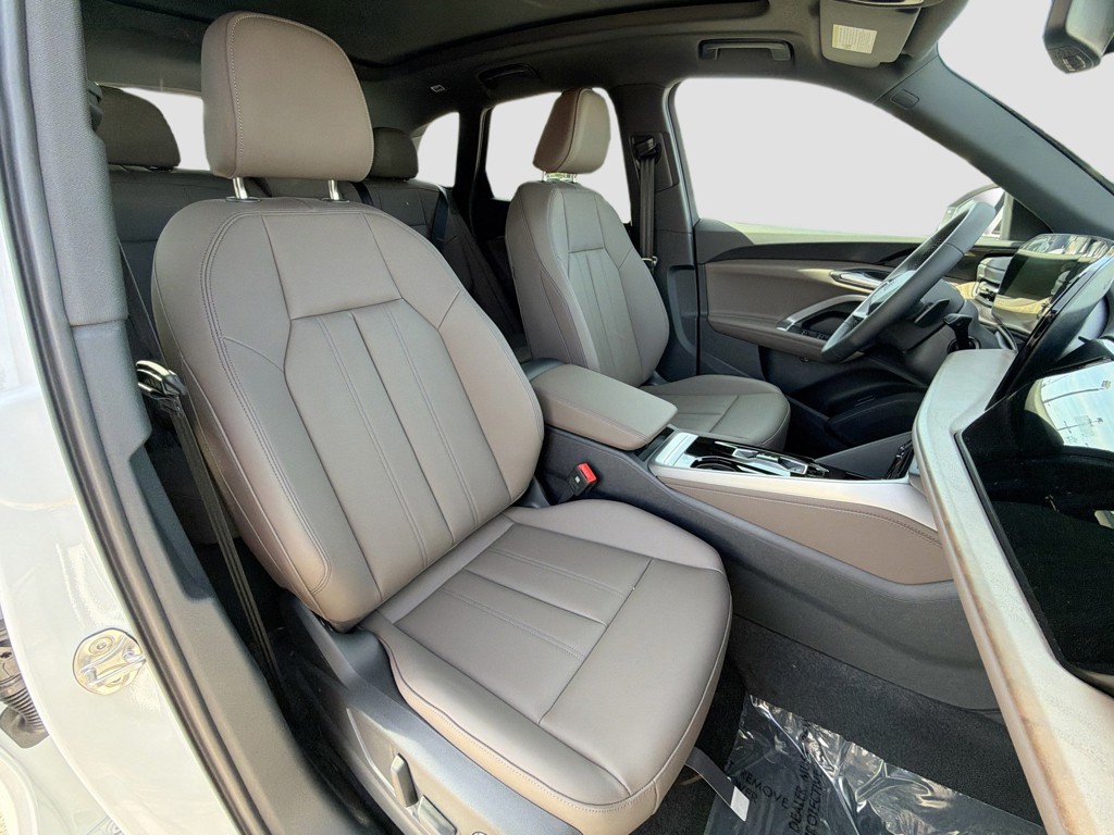 2025 Audi Q5 - Photo 15