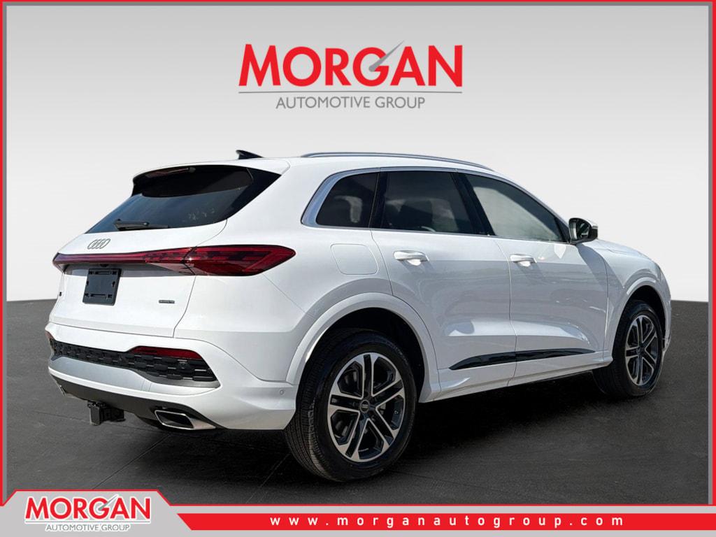 2025 Audi Q5 - Photo 4