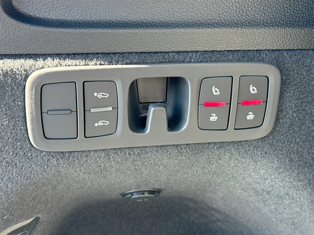 2026 Audi Q7 - Photo 13