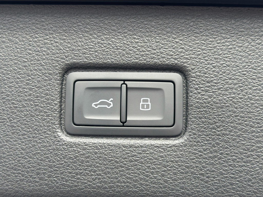 2026 Audi Q7 - Photo 13