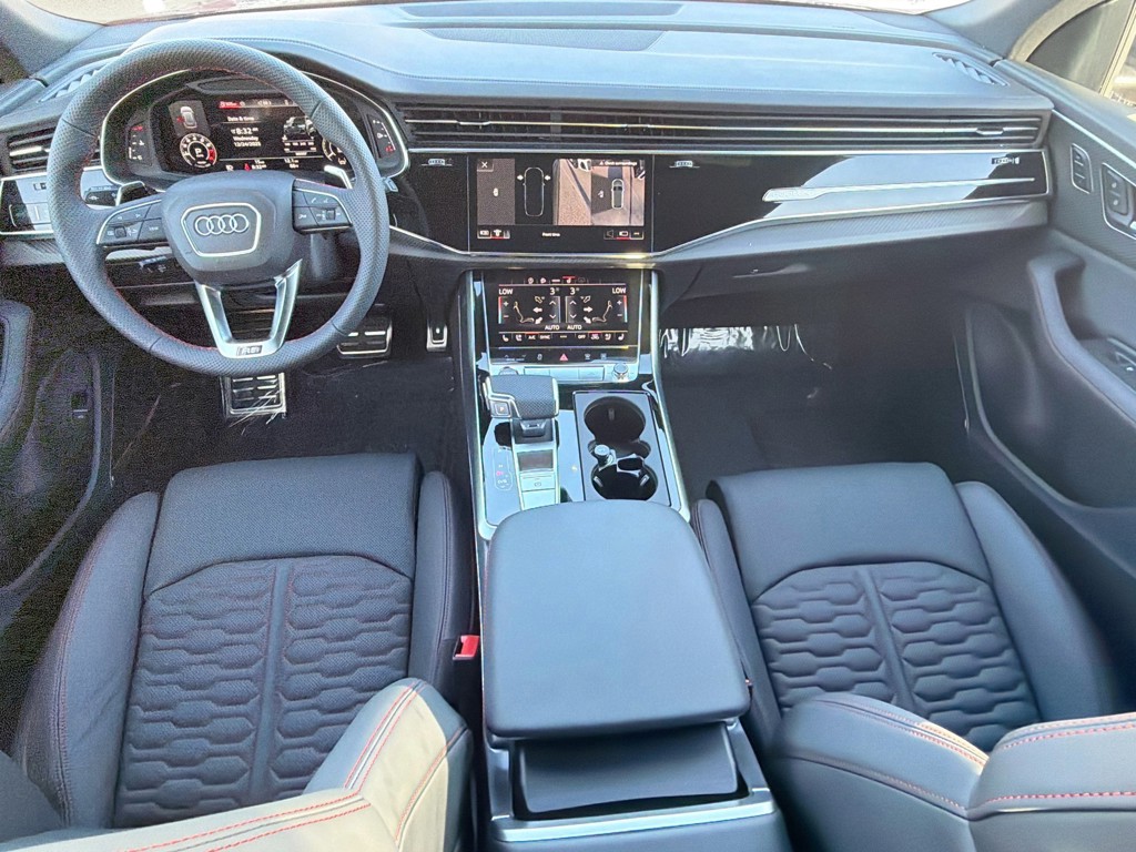 2026 Audi RS Q8 - Photo 15