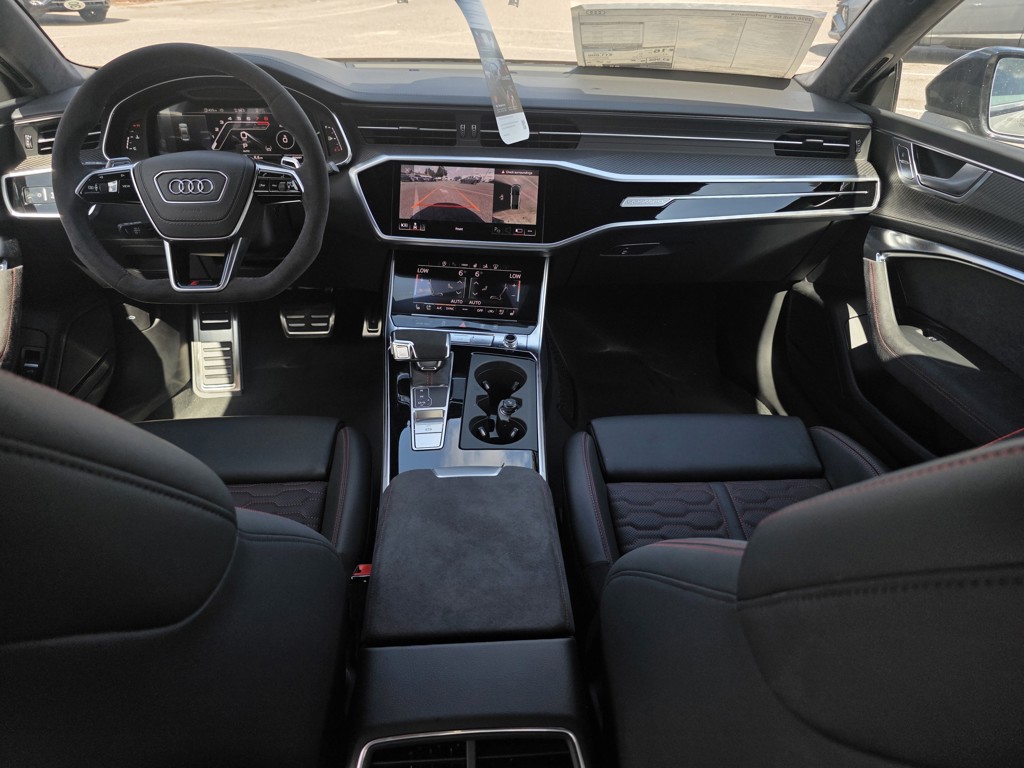 2026 Audi RS 7 - Photo 14