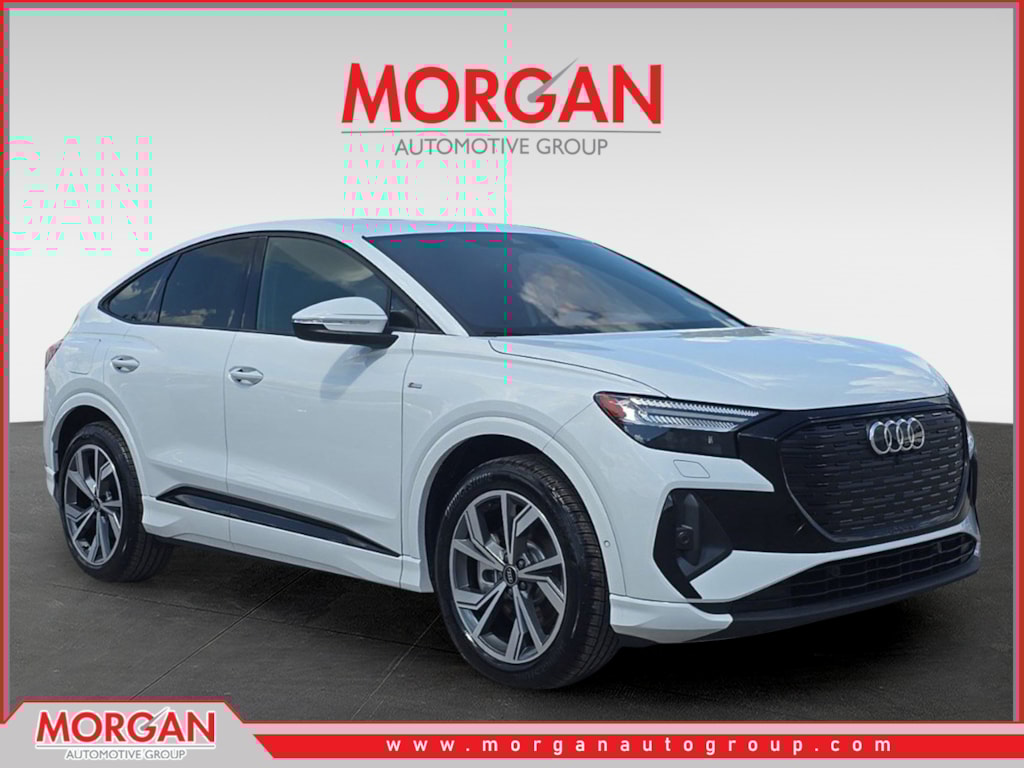 Audi q4 e tron sport online
