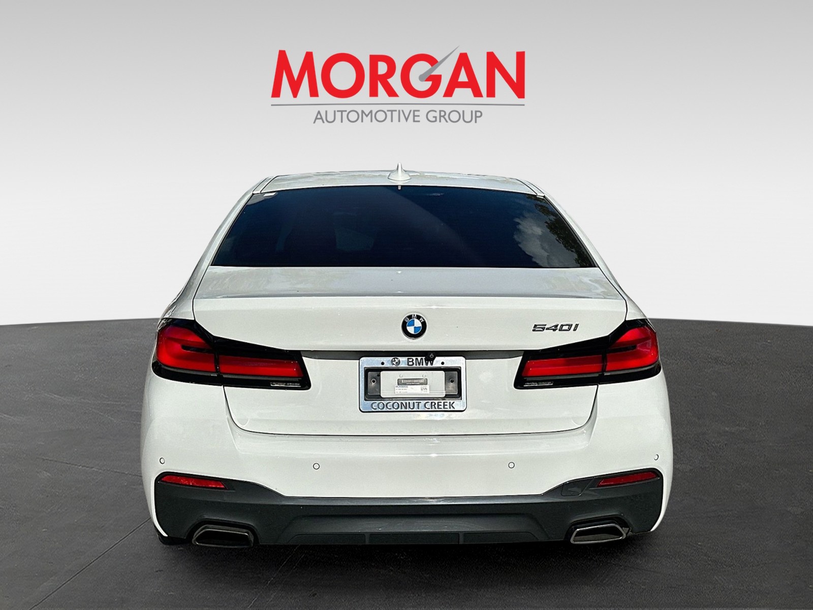 2021 BMW 5 Series - Photo 6
