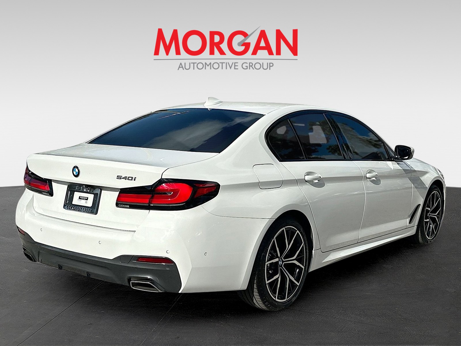 2021 BMW 5 Series - Photo 5