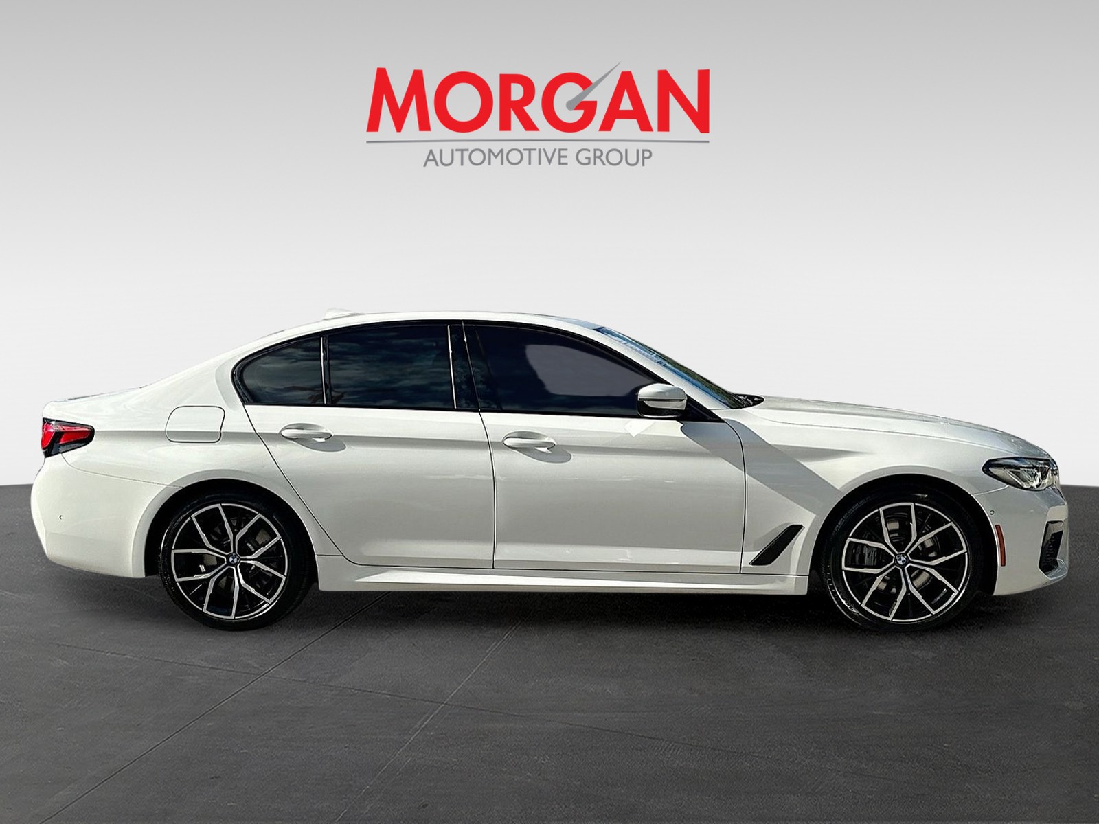 2021 BMW 5 Series - Photo 8