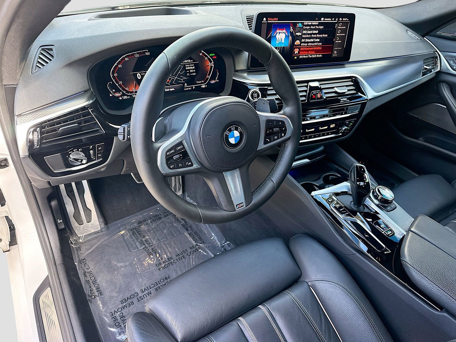 2021 BMW 5 Series - Photo 9
