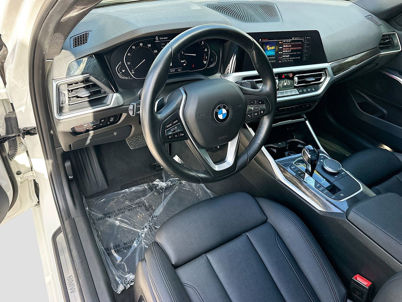2021 BMW 3 Series - Photo 9