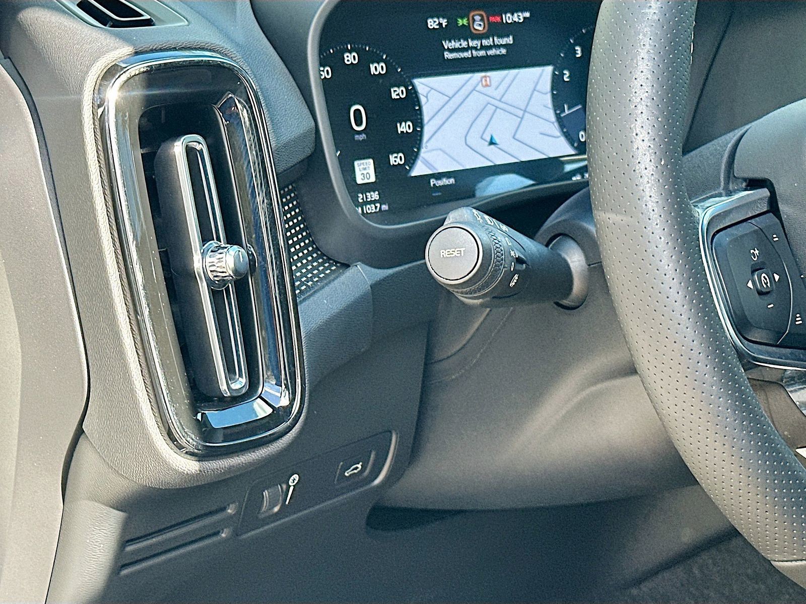 2021 Volvo XC40 - Photo 10