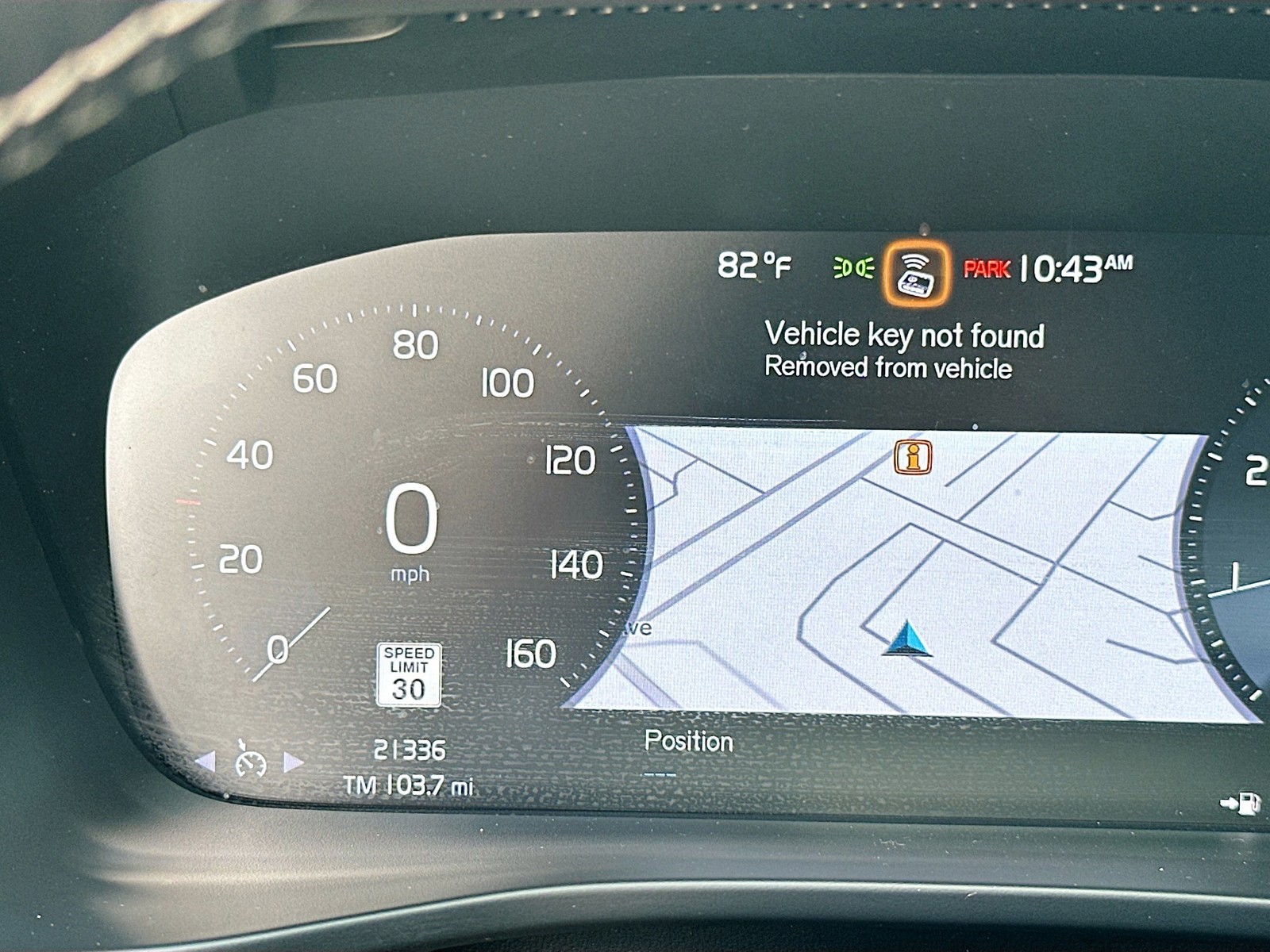 2021 Volvo XC40 - Photo 12
