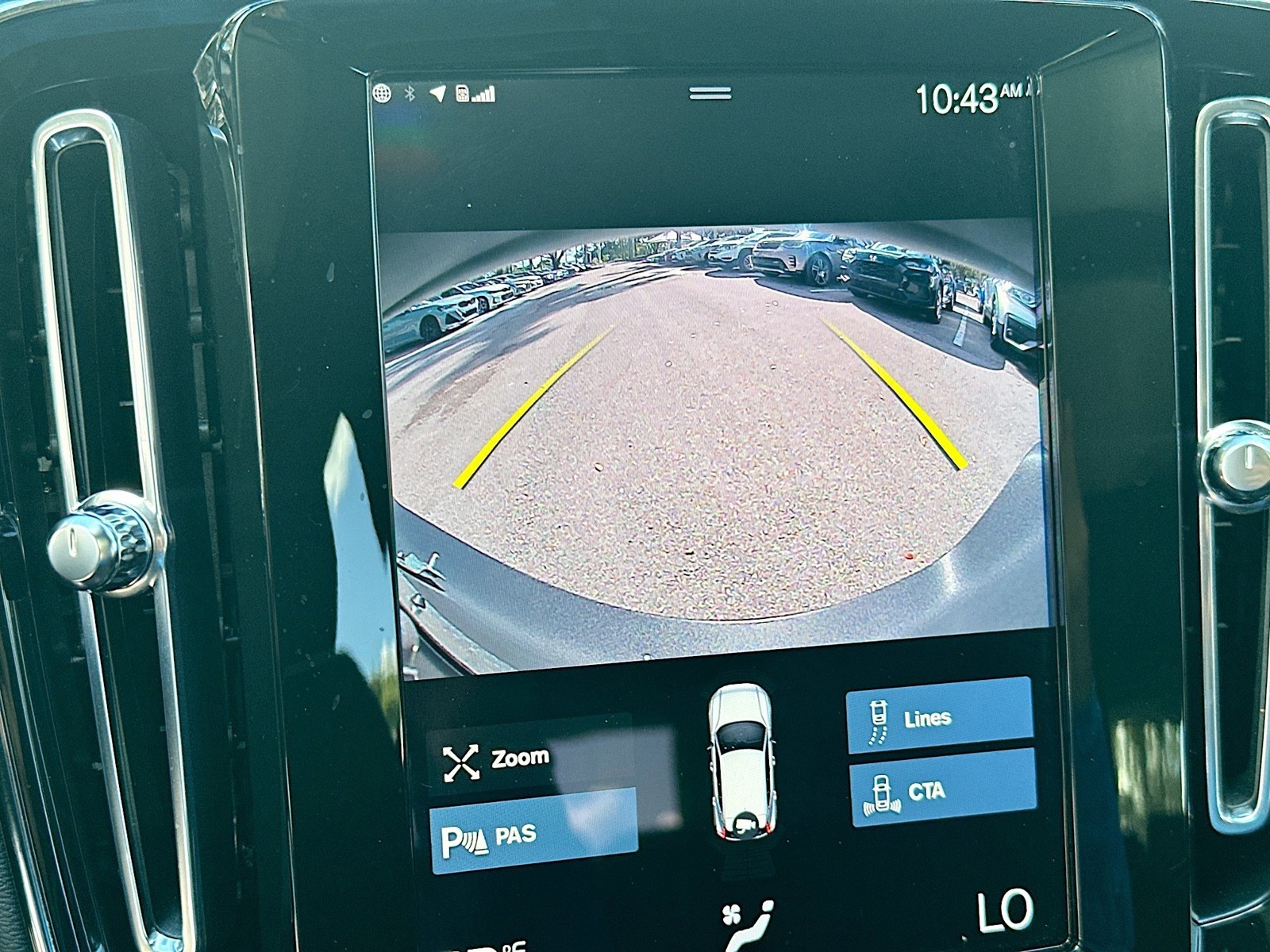2021 Volvo XC40 - Photo 15