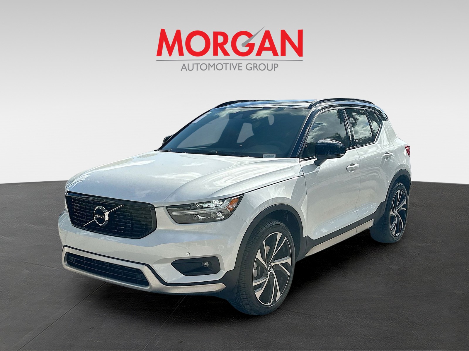 2021 Volvo XC40 - Photo 2