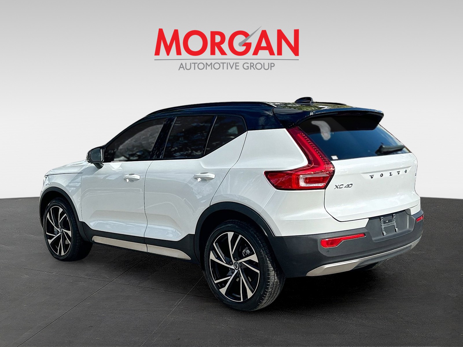 2021 Volvo XC40 - Photo 4