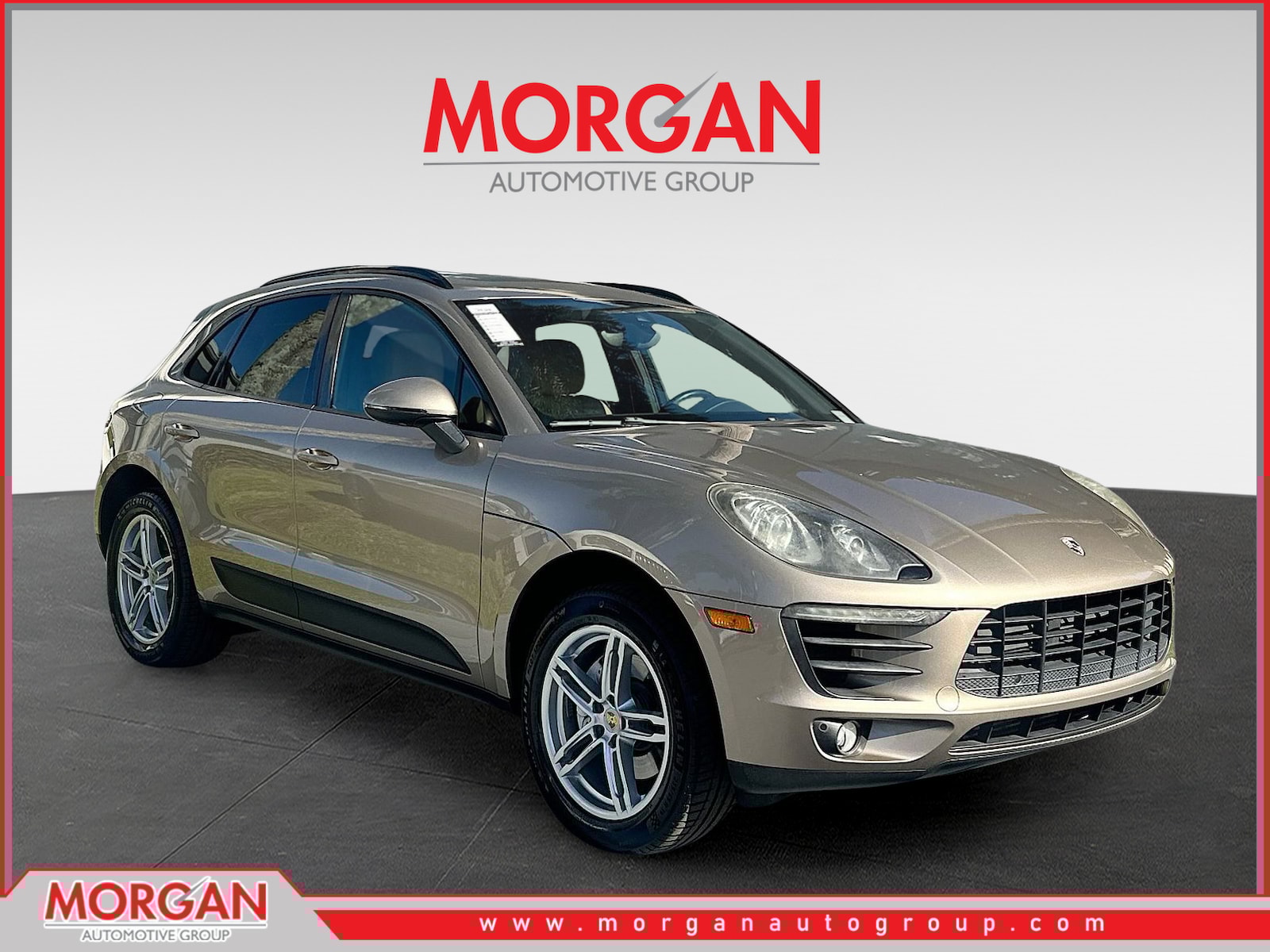 2018 Porsche Macan Base's photo