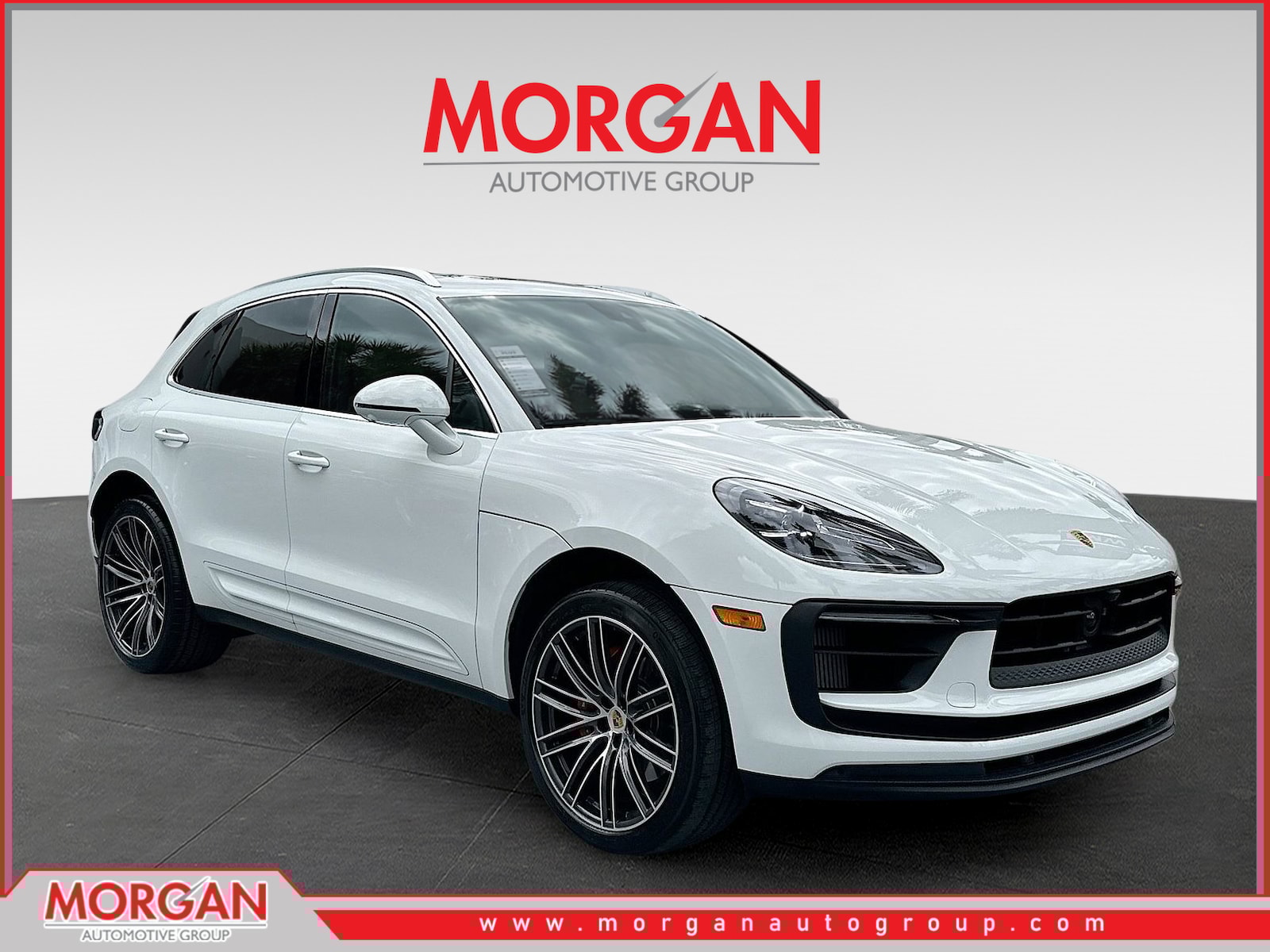 2024 Porsche Macan S's photo