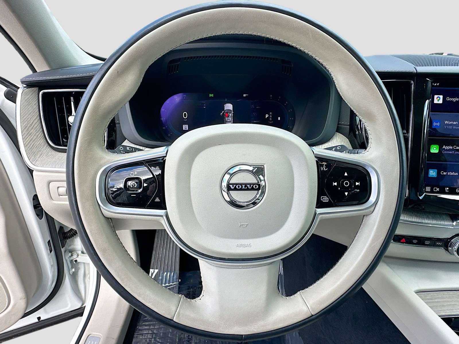2022 Volvo XC60 - Photo 11