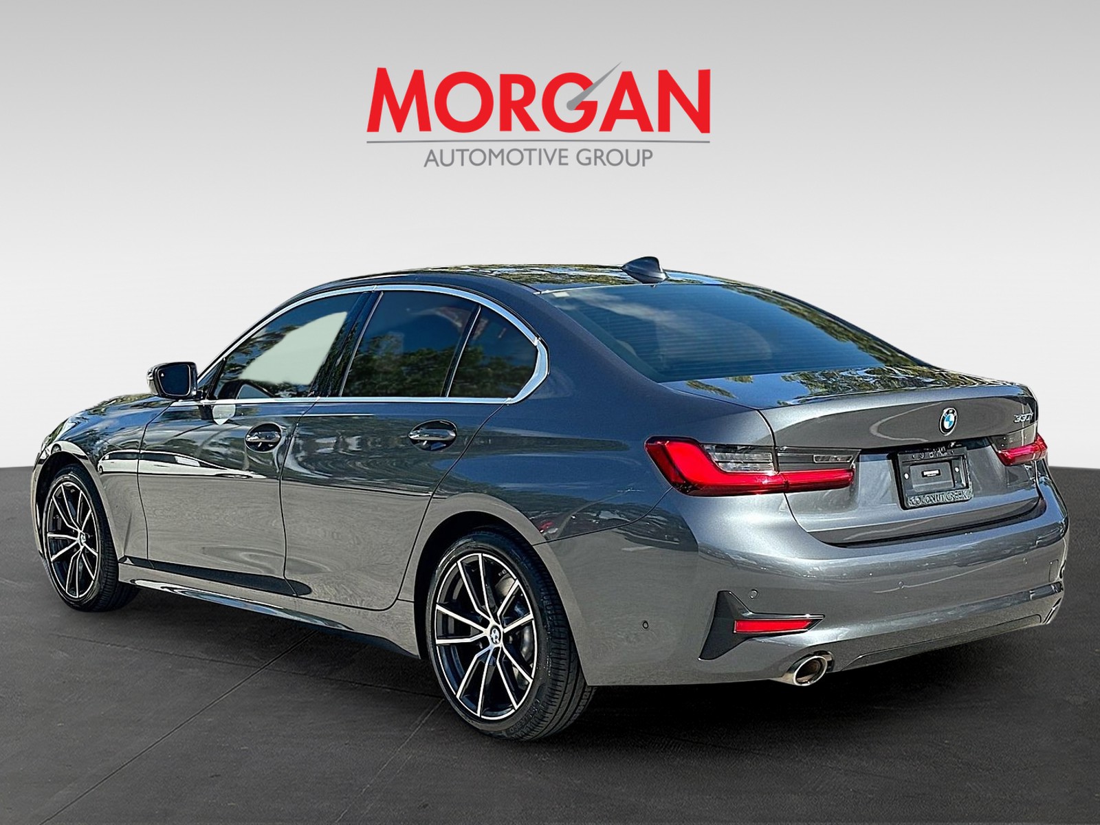 2021 BMW 3 Series - Photo 4