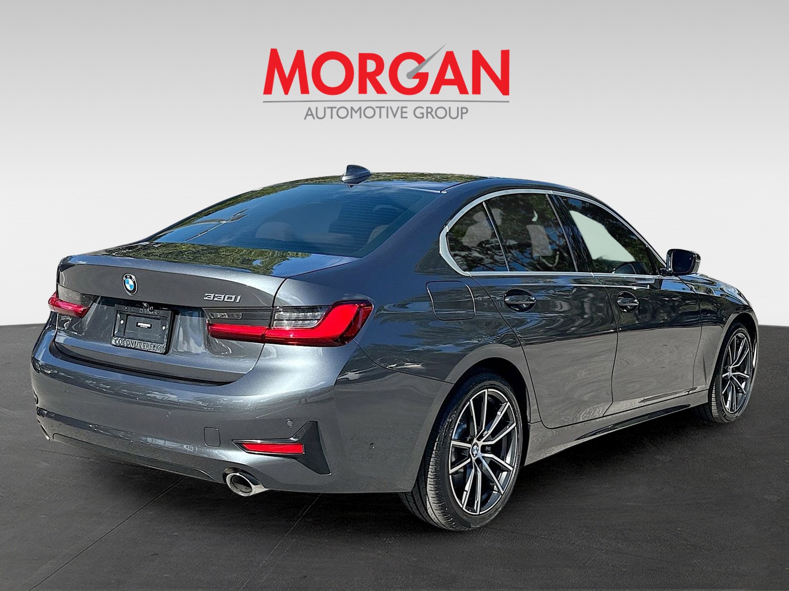 2021 BMW 3 Series - Photo 5